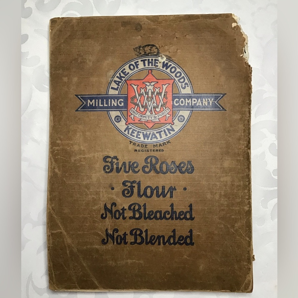 VINTAGE FIVE ROSES COOKBOOK - Picture 2 of 16
